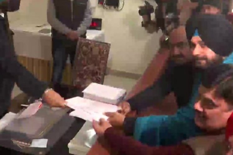 image_750x500_61f57ad847ea2 Amritsar East hottest seat in Punjab; Sidhu dares Majithia