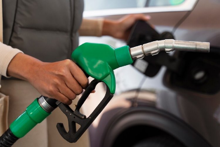 image_750x500_67f3b882c7c63 Government Hikes Excise Duty on Petrol, Diesel by ₹2/Litre; LPG Price Increased by ₹50 per Cylinder