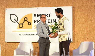 Start-ups backed by MS Dhoni, Anushka-Virat congregate at the Smart Protein Summit 2022 in New Delhi