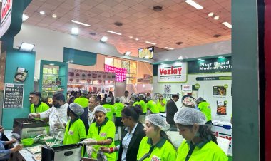 5K-plus people grab a bite of Vezlay’s offerings at IITF 2022