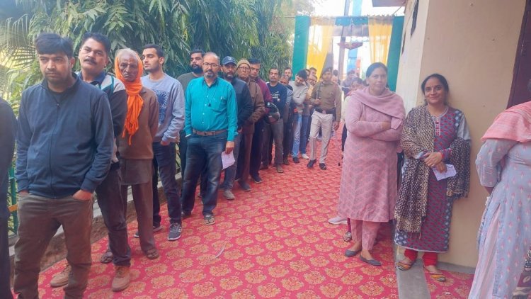 Exit polls predict cliffhanger in Himachal Pradesh