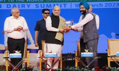 India should target of becoming the largest exporter of milk: Amit Shah