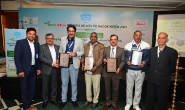 ICRO, SABC, Sadhan Coop Society, pomegranate farmer Chandraprakash bag Rural Voice NACOF Award 2023