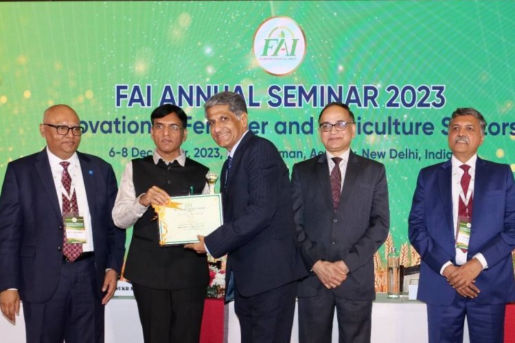 KRIBHCO Gets Three Awards At The Annual FAI Awards 2023 - Farmer News ...