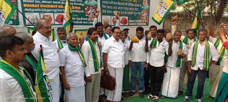 TN coconut growers launch indefinite hunger strike in Delhi