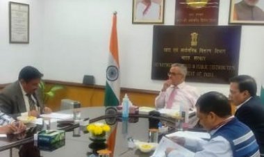 National Federation of Cooperative Sugar discusses key issues with Union Food Secy