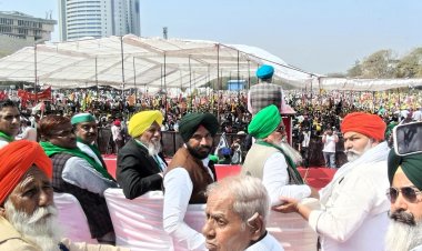 Farmers protest against Centre at 'Kisan Mazdoor Mahapanchayat' in Delhi