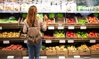 FAO Food Price Index rises in March, the first in seven months