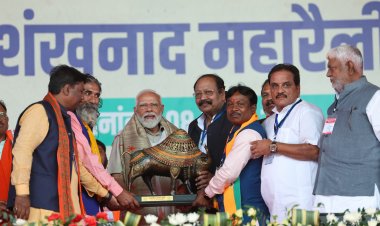 POLL-SNIPPETS: 'Corrupt' Cong overlooked needs of poor, I ended party's licence to loot: PM