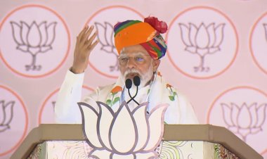 POLL-SNIPPETS: Even listening to Hanuman Chalisa becomes crime under Cong rule: PM Modi