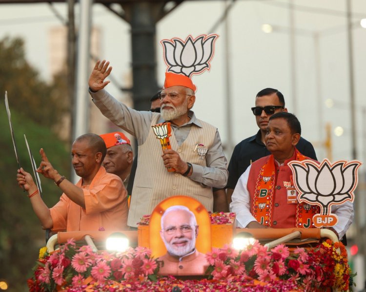 POLL-SNIPPETS: PM Modi holds roadshow in Ghaziabad