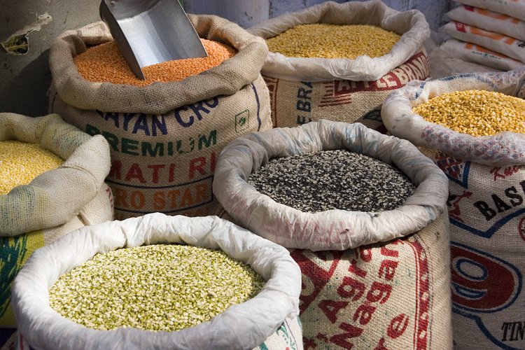 Centre asks states to monitor imported yellow peas, other pulses stocks