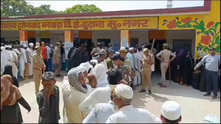 Over 50pc turnout in 8 LS seats of UP till 5pm amid rigging charges