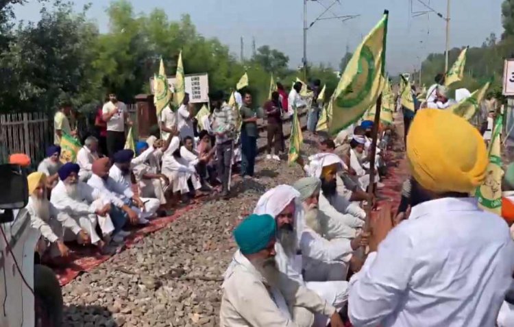 'Rail Roko' protest in Punjab and Haryana over Lakhimpur Kheri incident and MSP guarantee