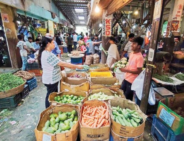 Wholesale Inflation Eases Marginally to 9.78% in July, But Food Index Goes UP