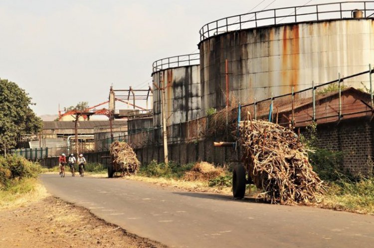 Cooperative sugar mills to get priority in ethanol supply, setback for private sugar mills