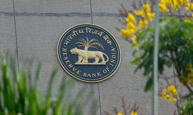 RBI Holds Rates as Inflation Crashes, Bets on GST and Food Supply to Keep Prices Low