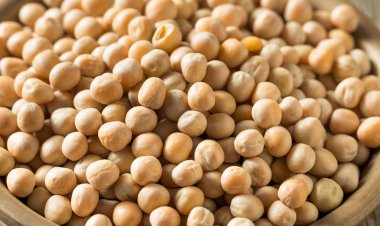 Government Imposes 30 pc Import Duty on Yellow Peas Amid Criticism Over Cheap Imports