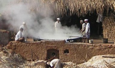 Maharashtra moves to regulate jaggery sector; producers split between welcome and worry