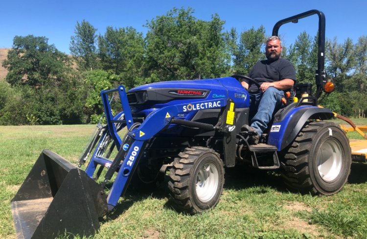 Pralhad Joshi Releases India’s First Standard for Electric Agricultural Tractors to Boost Safe and Sustainable Farm Mechanisation