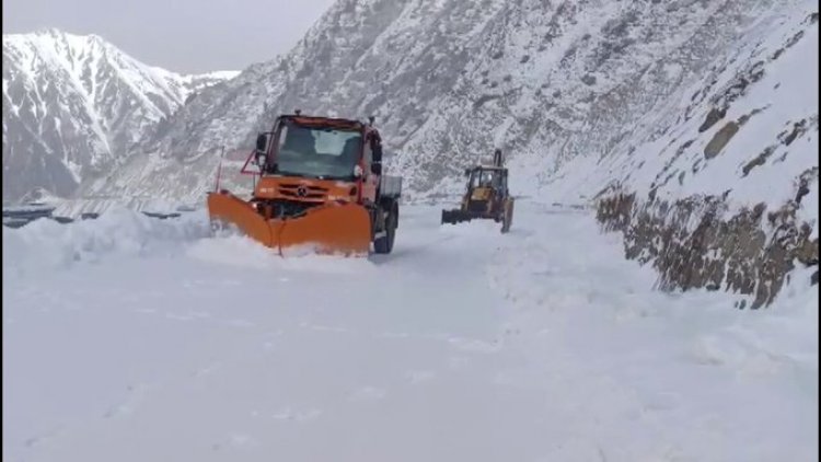 Cold Wave Intensifies Across North India, IMD Warns of Continued Chill and Fog