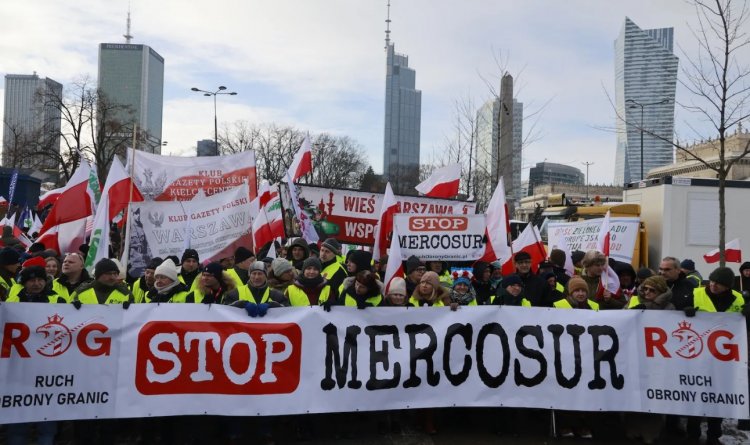 EU clears path for landmark Mercosur trade deal amid mounting farmer protests across Europe