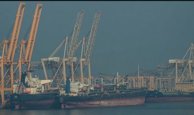 Iran Conflict Disrupts Gulf Shipping, Rattles Global Agriculture and Fertilizer Trade