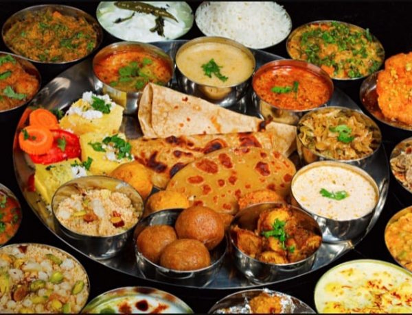 Home-Cooked Veg Thali Cost Stable, Non-Veg Thali Cheaper in February As Vegetable and Pulse Prices Fall: Crisil