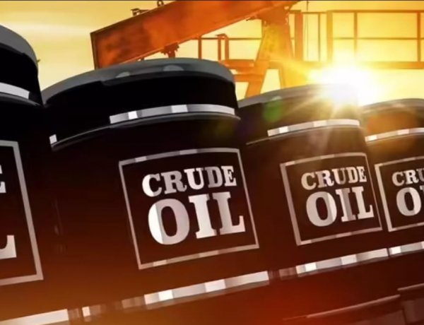 Indian Basket Crude Oil Crosses $100 as Middle East War Raises Risks