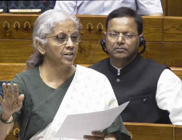 India Cuts Excise Duty on Petrol, Diesel by Rs 10 per Litre Amid West Asia Crisis