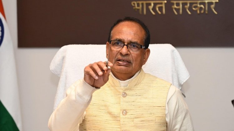 Shivraj Takes Cognisance of Crop Damage Caused by Heavy Rainfall and Hailstorms Across Several States