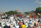 Onion Farmers Protest Over Prices, Blocked Mumbai-Agra Highway in Nashik