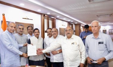 Decision on Sugarcane Control Order Will Be Taken After Farmers’ Consent, Assures Food Minister Prahlad Joshi