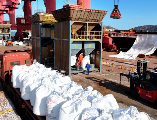 Fresh US Strikes on Iran Deepen Oil and Fertilizer Crisis, Raise Global Food Security Fears