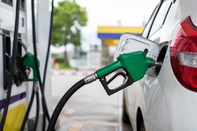 Petrol, Diesel Prices Hiked Again by 90 Paise Per Litre Amid Rising Crude Oil Costs