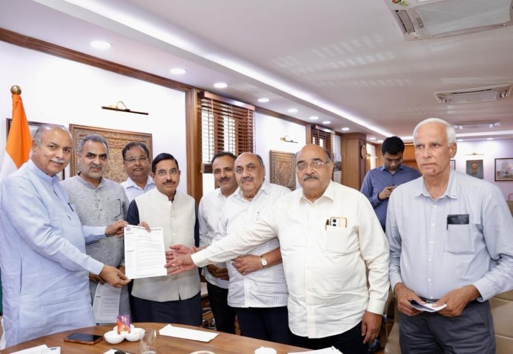 Decision on Sugarcane Control Order Will Be Taken After Farmers’ Consent, Assures Food Minister Prahlad Joshi