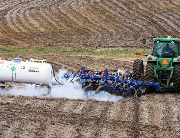 Government Notifies Anhydrous Ammonia Fertiliser Under FCO; Clears Way for Manufacturing in India