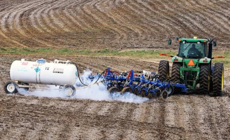 Government Notifies Anhydrous Ammonia Fertiliser Under FCO; Clears Way for Manufacturing in India