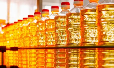 Govt Cuts Edible Oil Import Duties; Industry Sees Scope for Lower Retail Prices