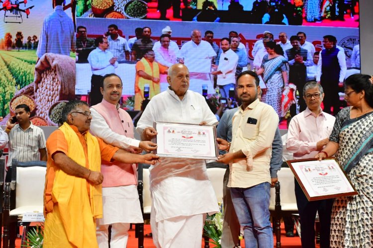 Uttar Pradesh Sets 30 Lakh Tonne Increase in Rabi Output, Rs 600 crore Subsidy for Seeds