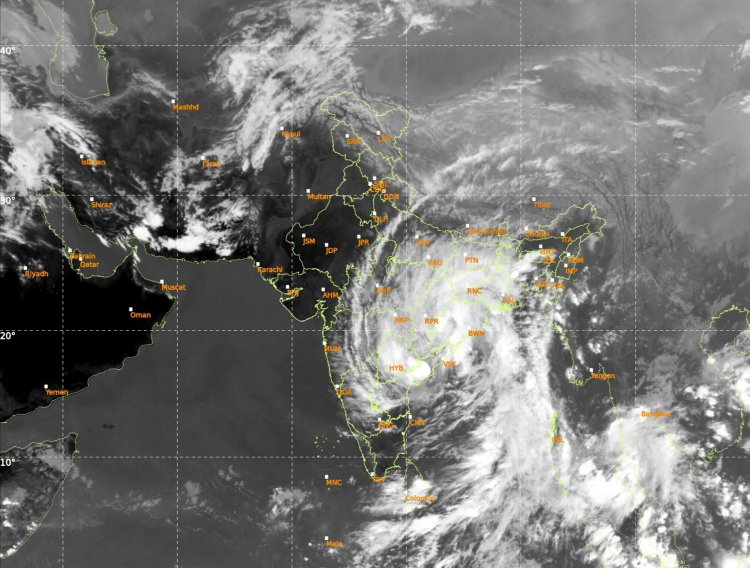 Cyclone Arnab Threatens Kharif Harvest as Heavy Rain Raises Crop Loss Fears